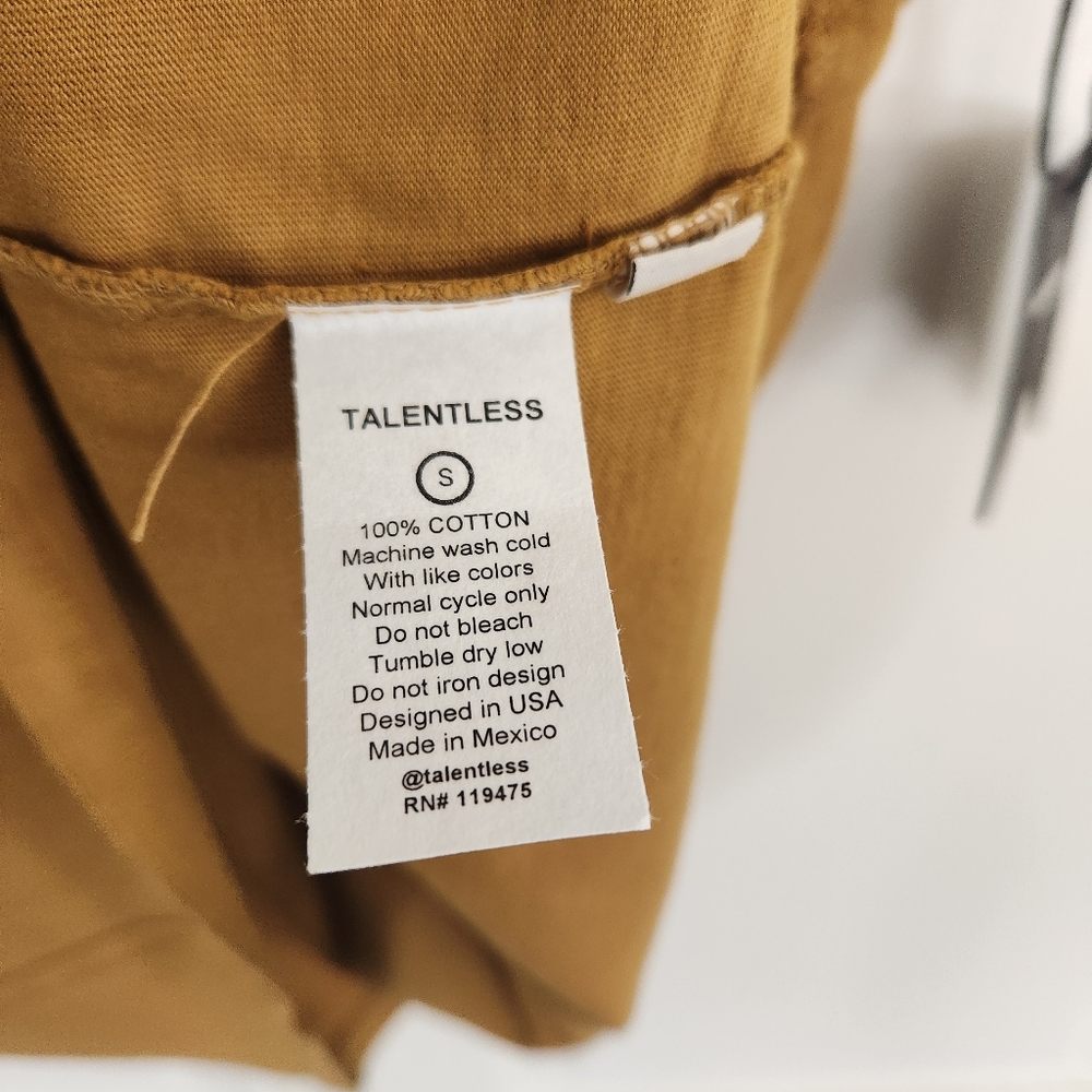 NWT Talentless Kim Is My Lawer T-Shirt - Picture 3 of 5